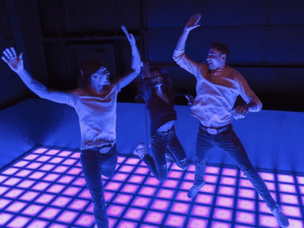 Le sol interactif façon Floor is lava à Paris